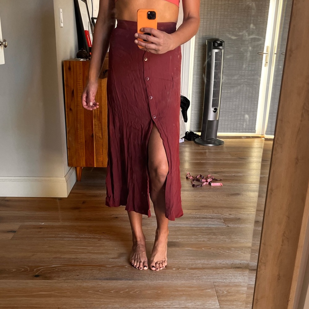 Urban Outfitters button down skirt with slit - Picture 5 of 5